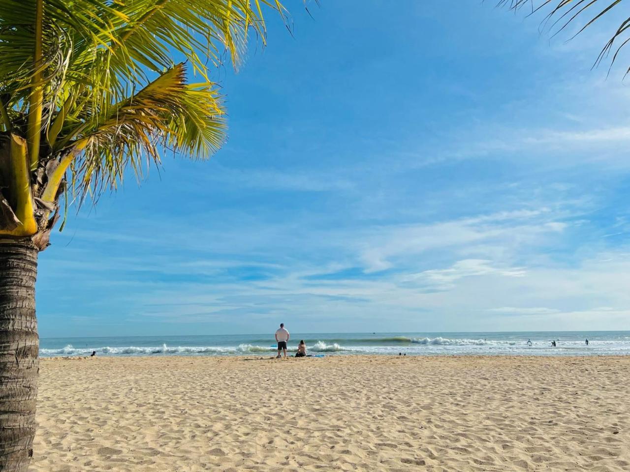 1 Seaview- 2 Gardenview 2Mins To The Beach - Luxury Condotel Phan Thiet Kültér fotó