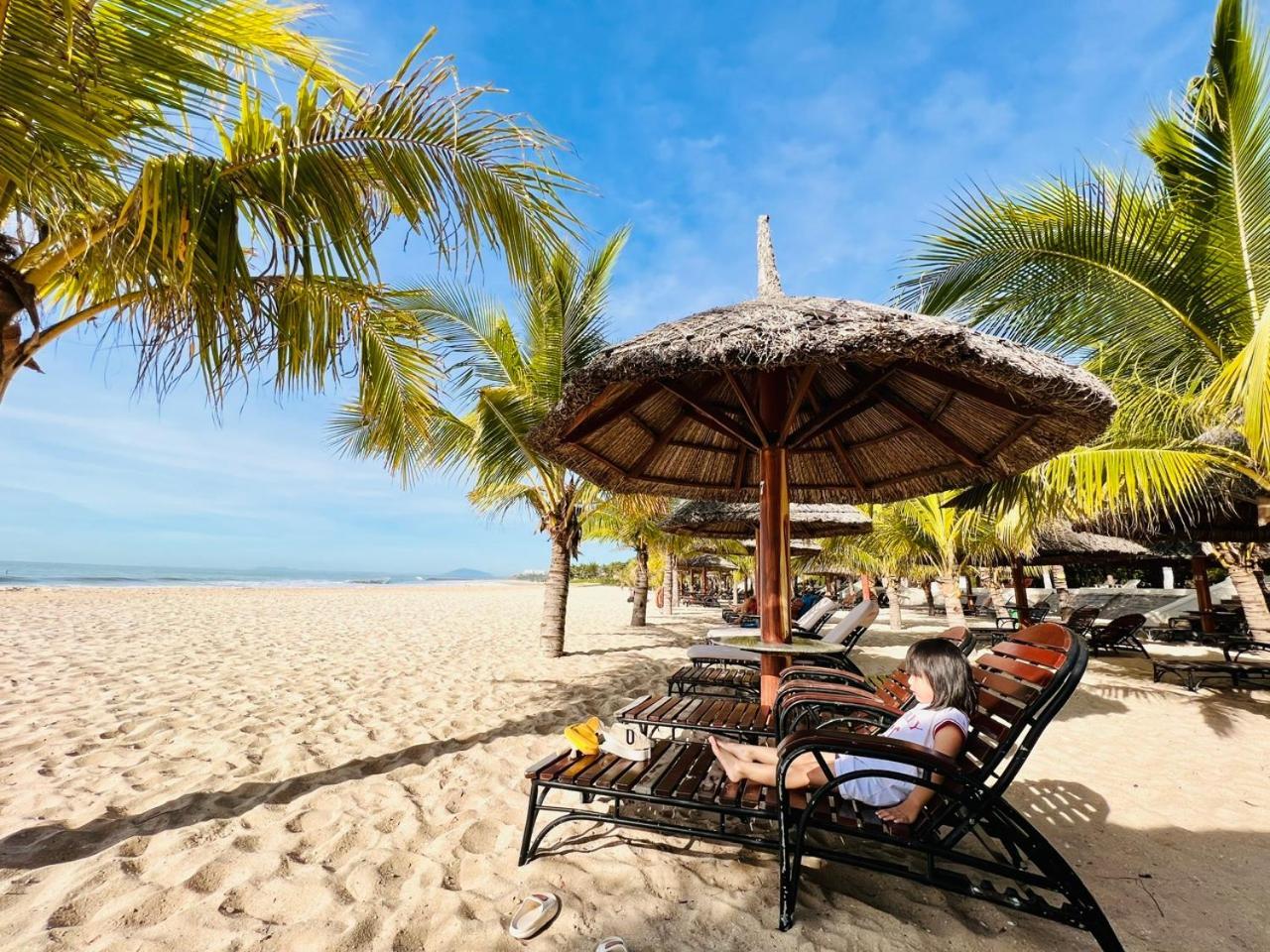 1 Seaview- 2 Gardenview 2Mins To The Beach - Luxury Condotel Phan Thiet Kültér fotó